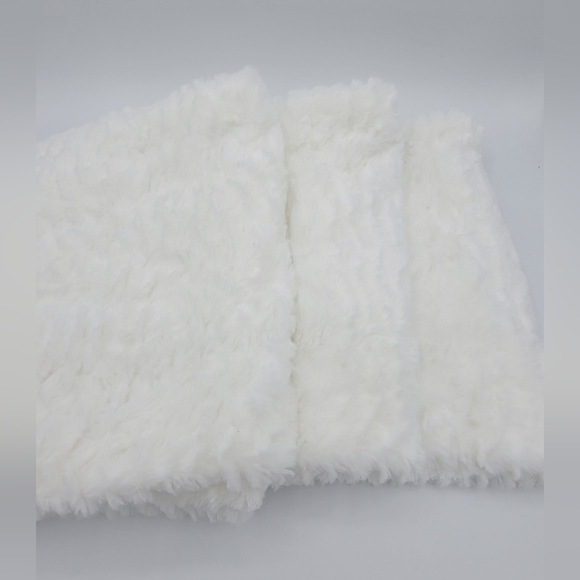 White Soft Infinity Scarf NEW #639 - Picture 6 of 8